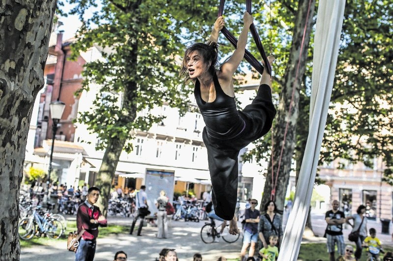 Festival Klovnbuf: Ko klovni zavihajo rokave